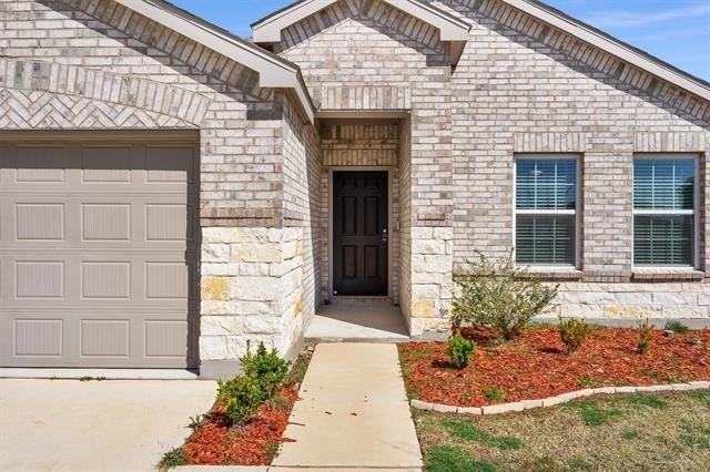 1100 Varson Drive - Photo 3
