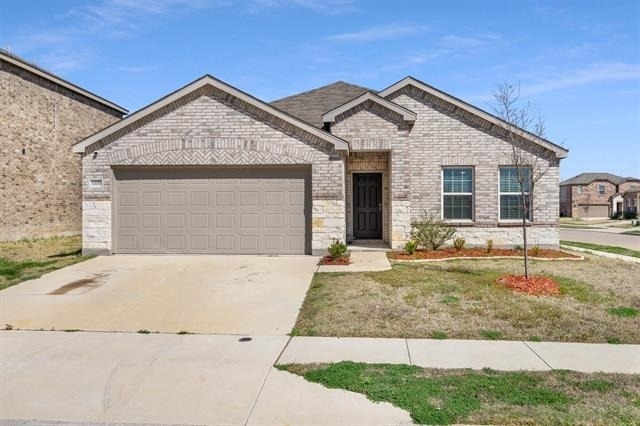 1100 Varson Drive - Photo 0