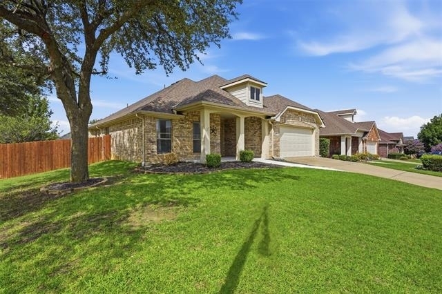 1218 Inglewood Drive - Photo 3