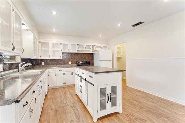 118 E Florence Street - Photo 11
