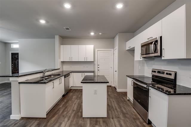 609 Blackland Drive - Photo 9