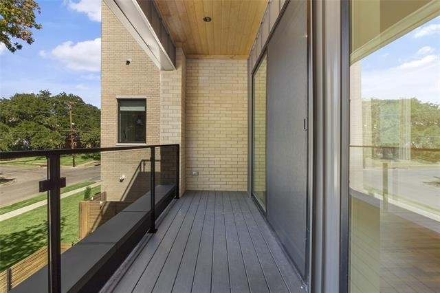 4420 Abbott Avenue - Photo 18