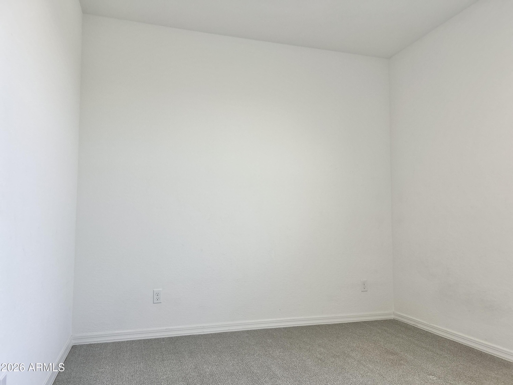35991 W San Clemente Avenue - Photo 15