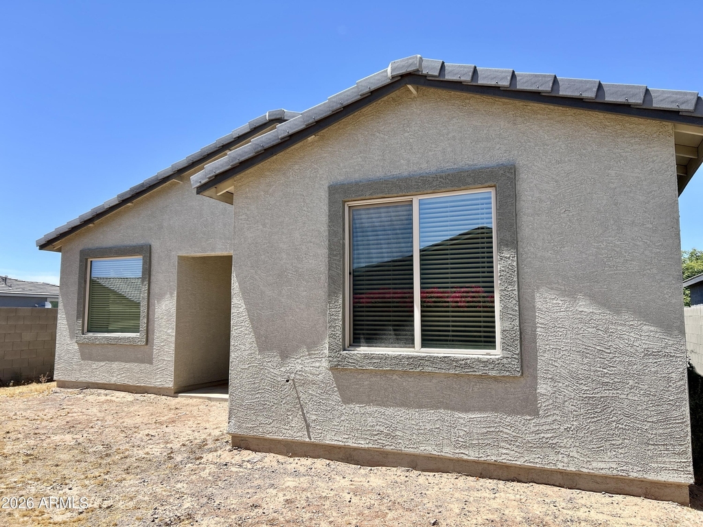 35991 W San Clemente Avenue - Photo 20