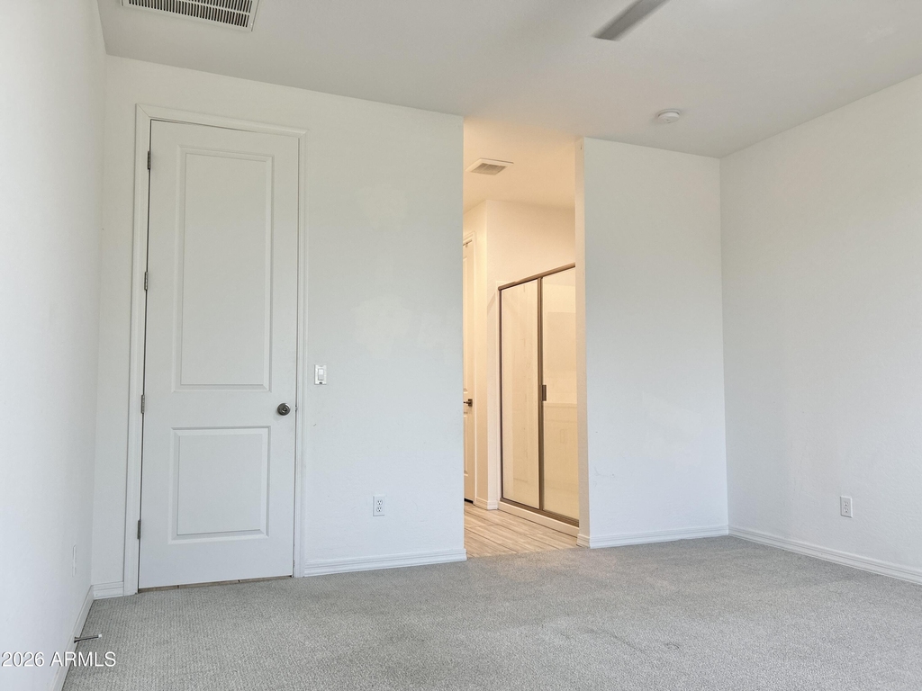 35991 W San Clemente Avenue - Photo 9