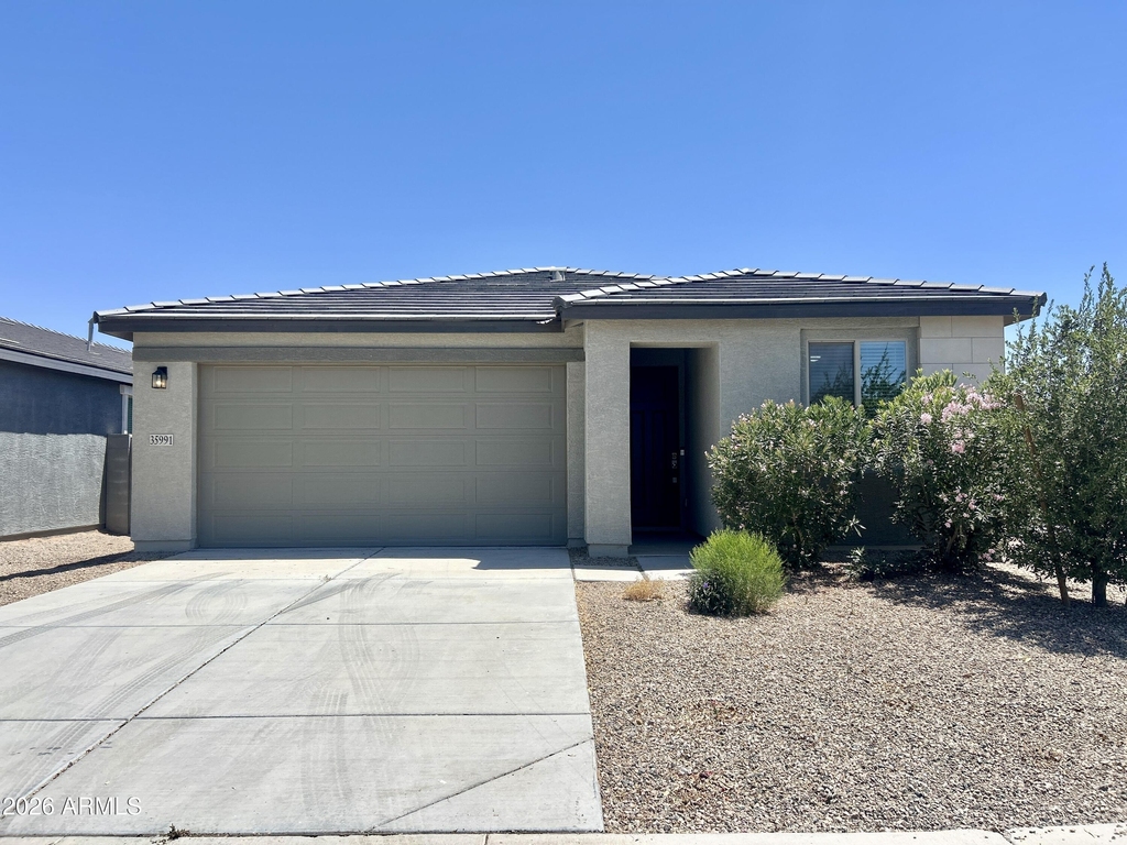 35991 W San Clemente Avenue - Photo 0
