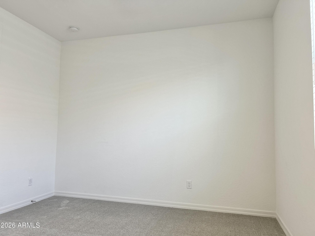 35991 W San Clemente Avenue - Photo 13