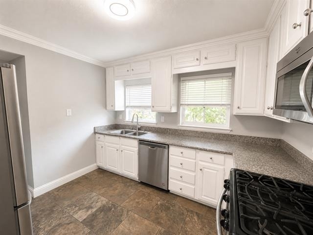 3835 Hawick Lane - Photo 2