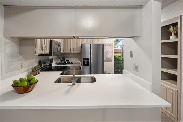 333 Melrose Drive - Photo 2