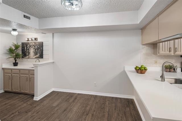 333 Melrose Drive - Photo 11