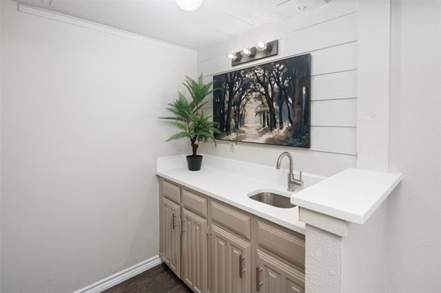333 Melrose Drive - Photo 8