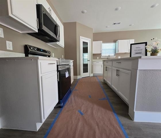 3513 Tomahawk Drive - Photo 1