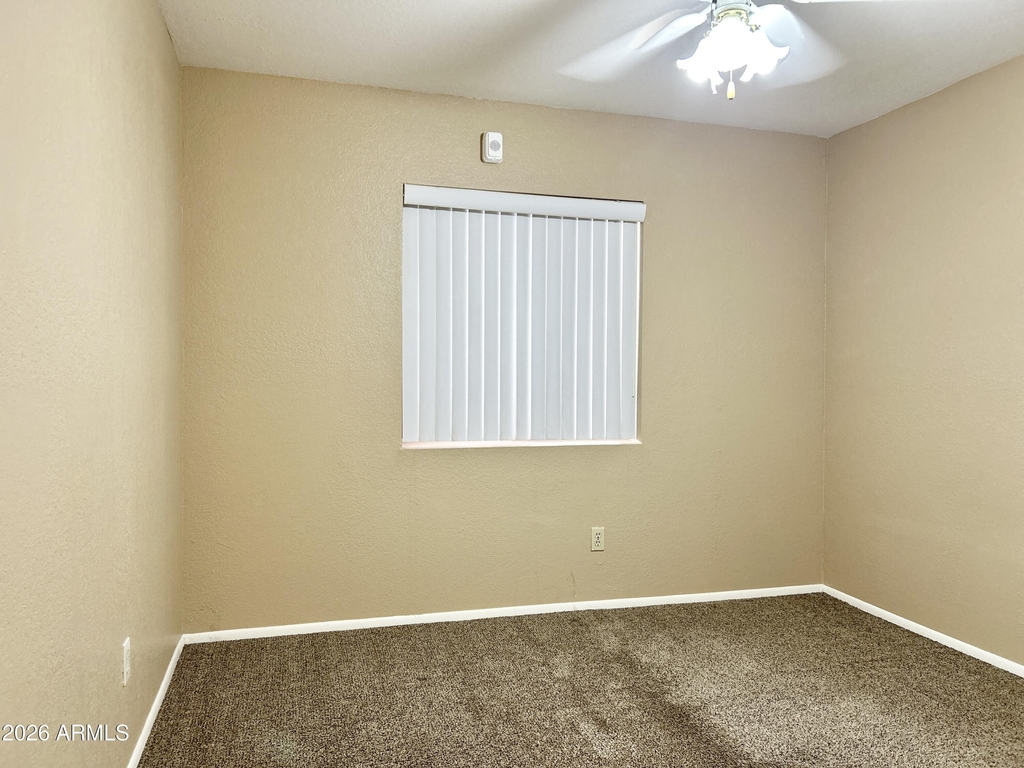 17 E Ruth Avenue - Photo 7