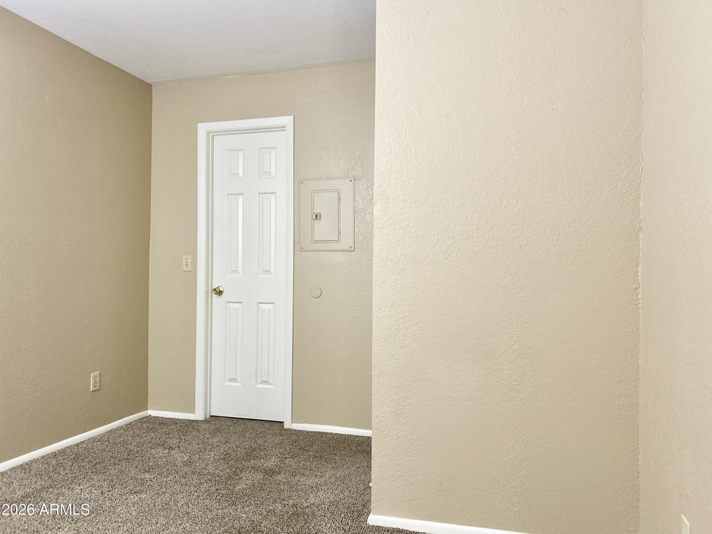 17 E Ruth Avenue - Photo 11