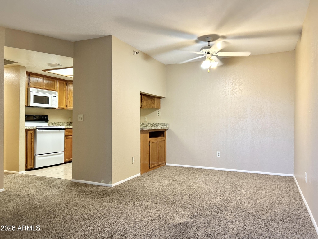 17 E Ruth Avenue - Photo 3