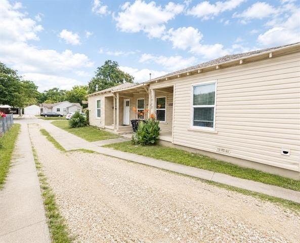 1819 Brittain Street - Photo 1