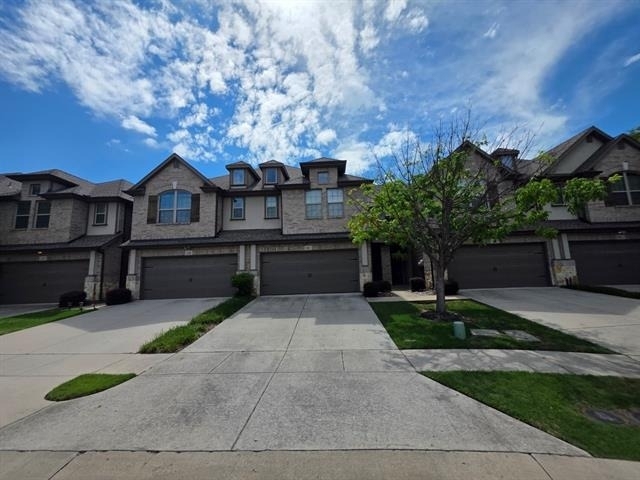945 Brookville Court - Photo 2
