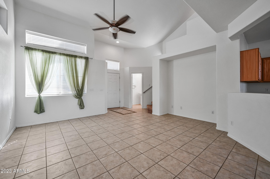 14314 W Cora Lane - Photo 3