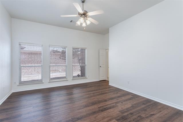 7576 Petersburgh Place - Photo 18