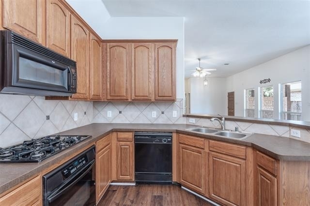 7576 Petersburgh Place - Photo 10