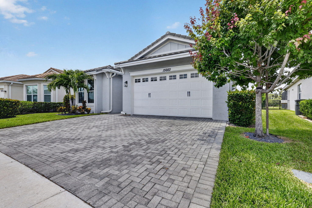 15660 Goldfinch Circle - Photo 1