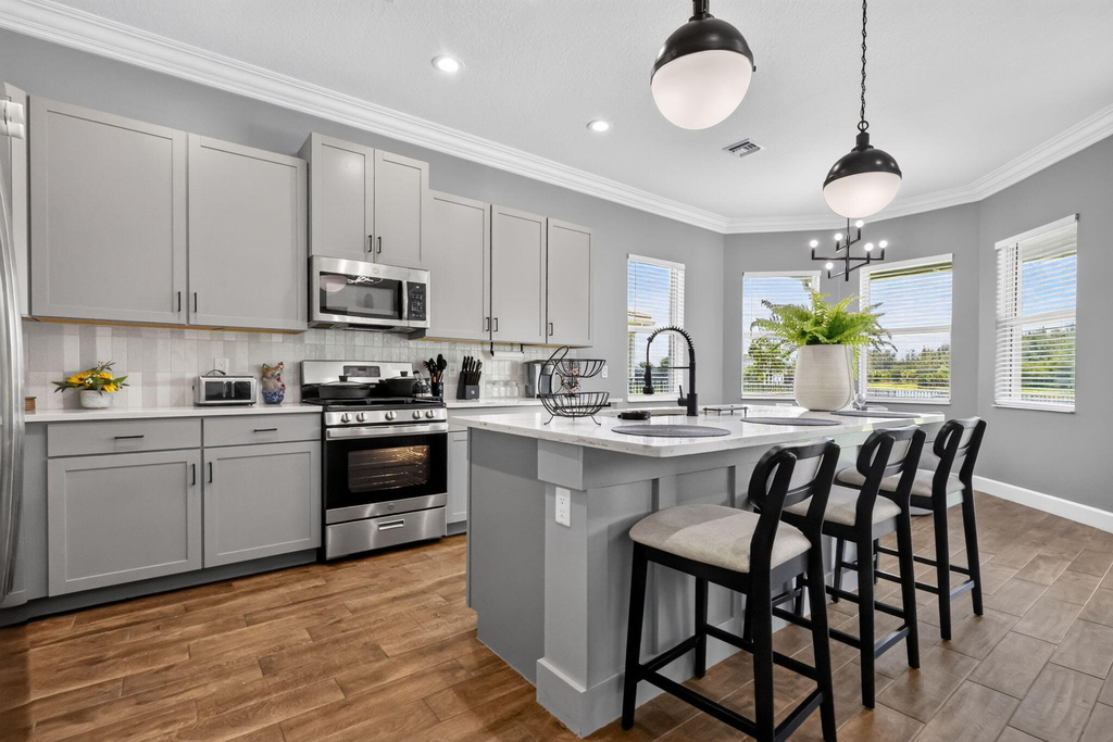15660 Goldfinch Circle - Photo 8