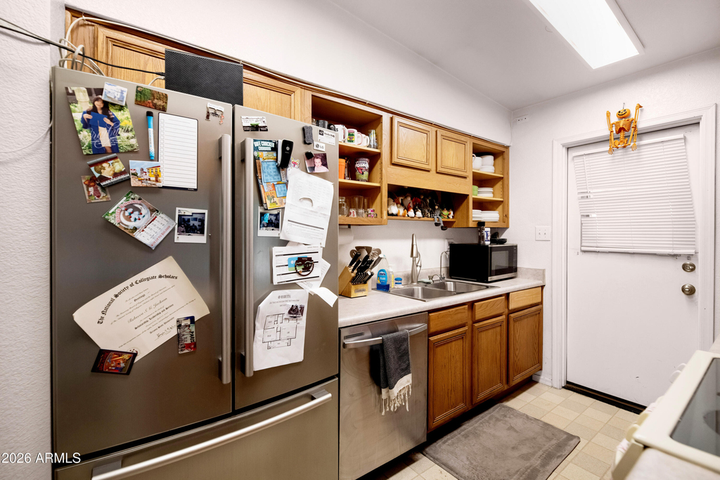 2606 S Jentilly Lane - Photo 3