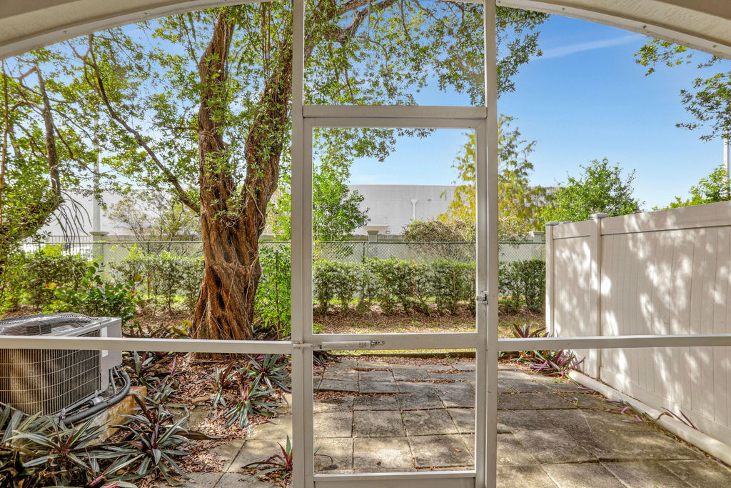 6527 Catalina Lane - Photo 17