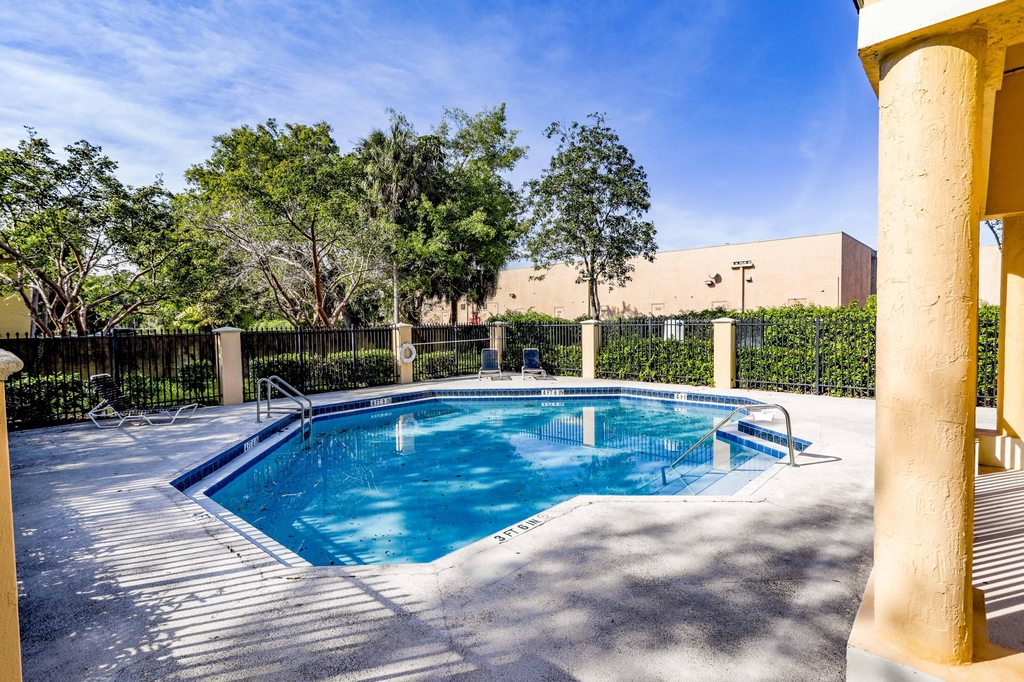 6527 Catalina Lane - Photo 31