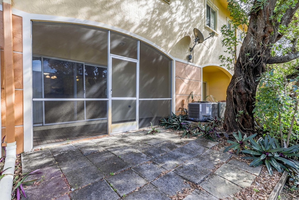 6527 Catalina Lane - Photo 2