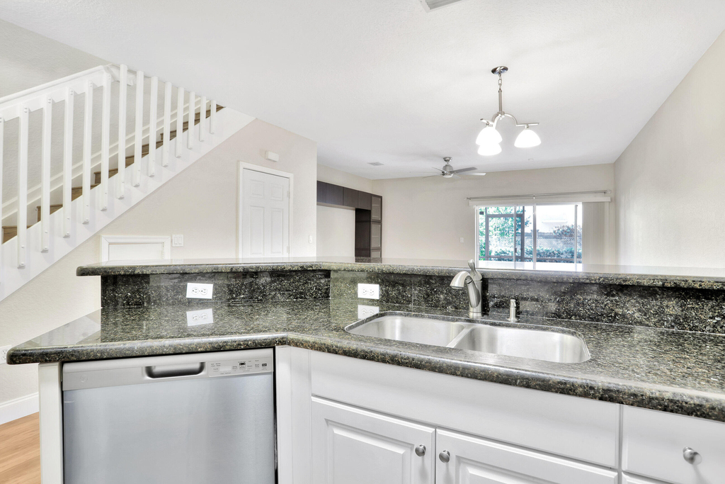 6527 Catalina Lane - Photo 8