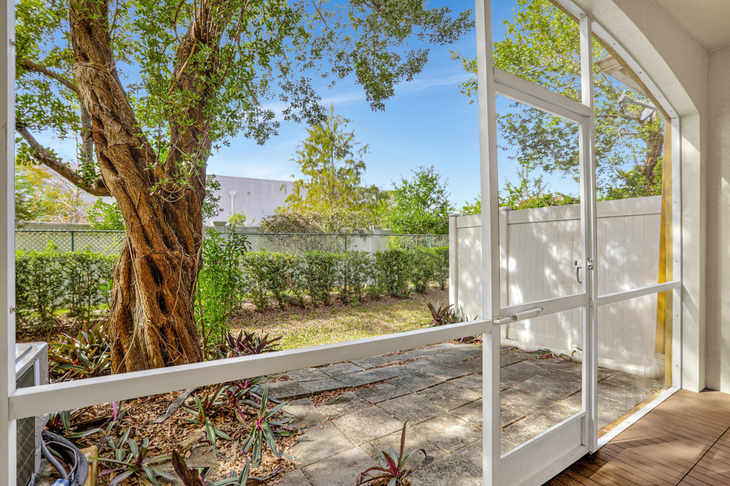 6527 Catalina Lane - Photo 15