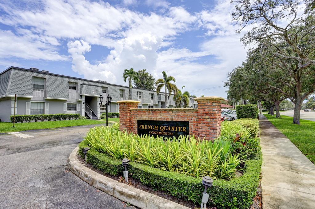 428 Nw 70th Avenue - Photo 9