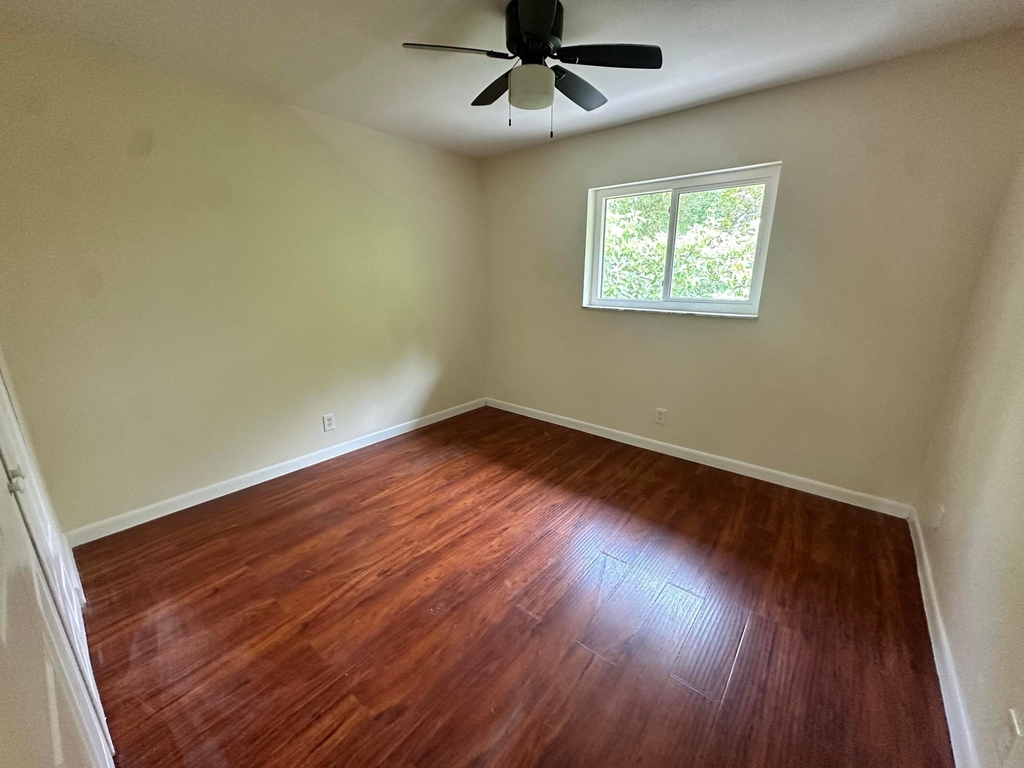 5614 Blueberry Court - Photo 7