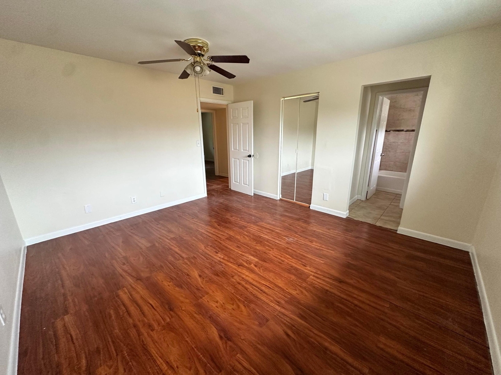 5614 Blueberry Court - Photo 6