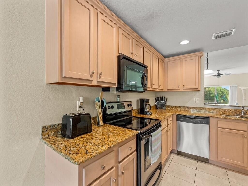 4210 Gator Trace Avenue - Photo 3