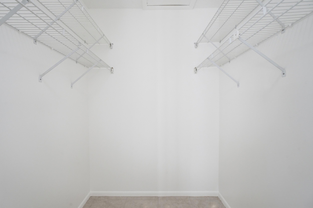 518 Shady Pine Way - Photo 13