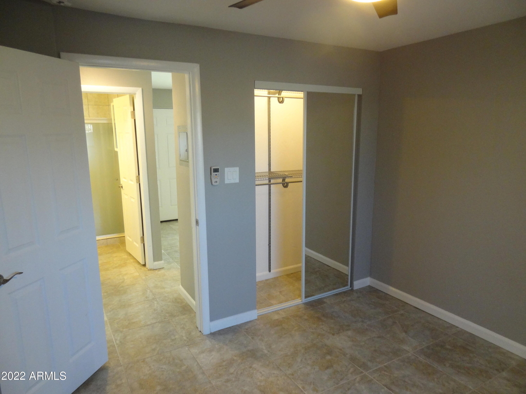 3026 E Brill Street - Photo 8
