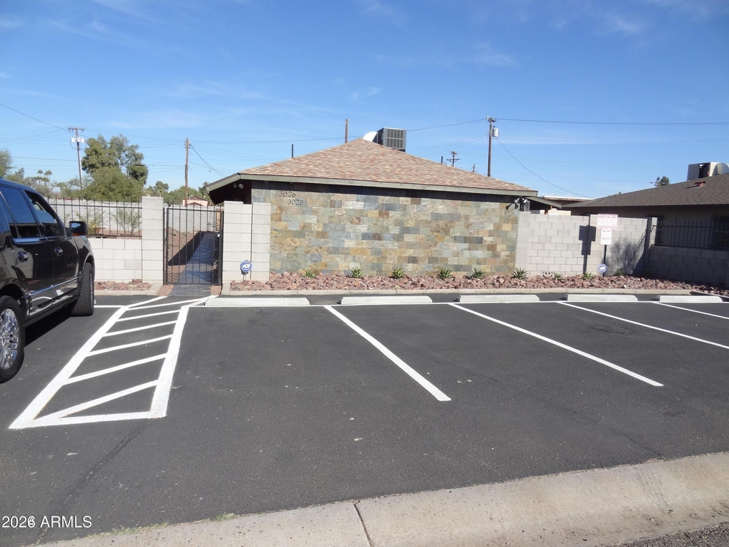 3026 E Brill Street - Photo 21