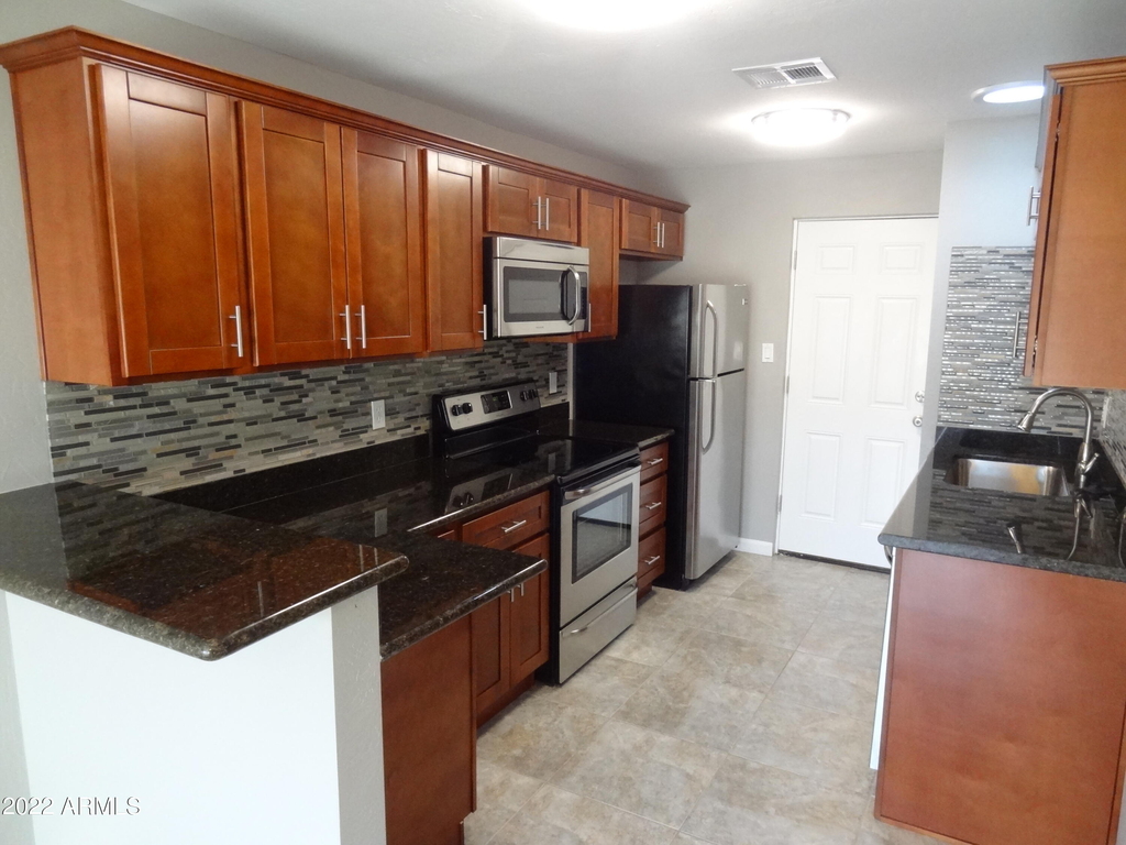 3026 E Brill Street - Photo 0