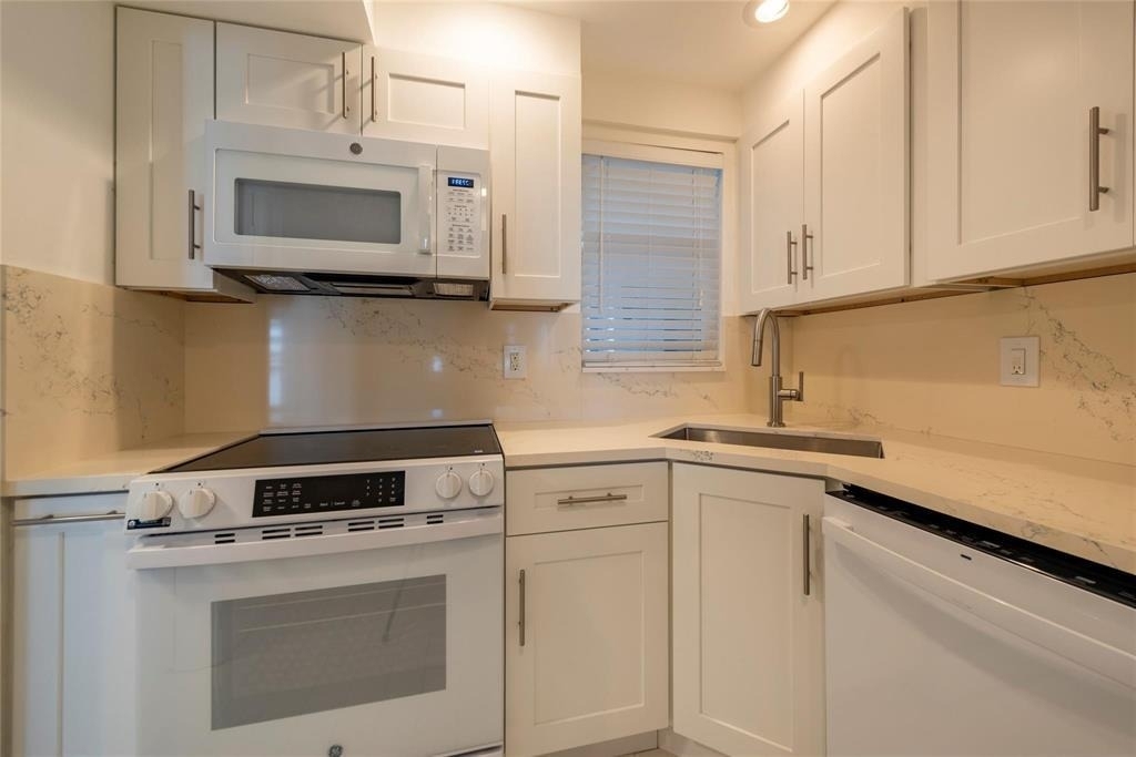 3101 Ne 47th Court - Photo 3