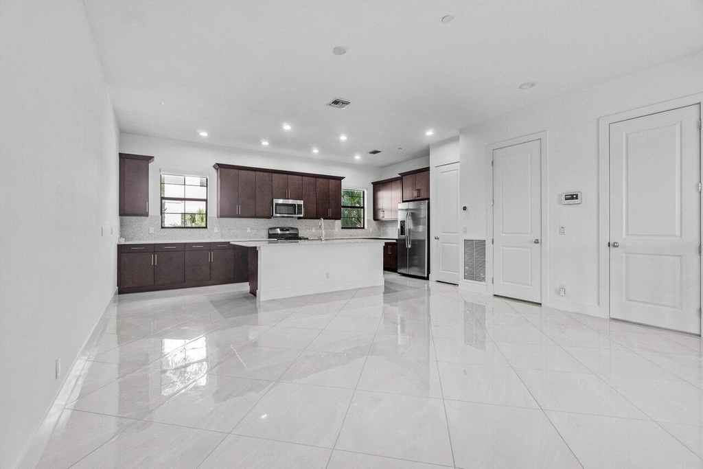 7115 Edison Place - Photo 18
