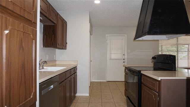 9904 Runnymeade Place - Photo 4