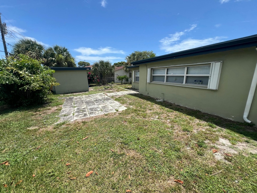 603 Clear Lake Avenue - Photo 11