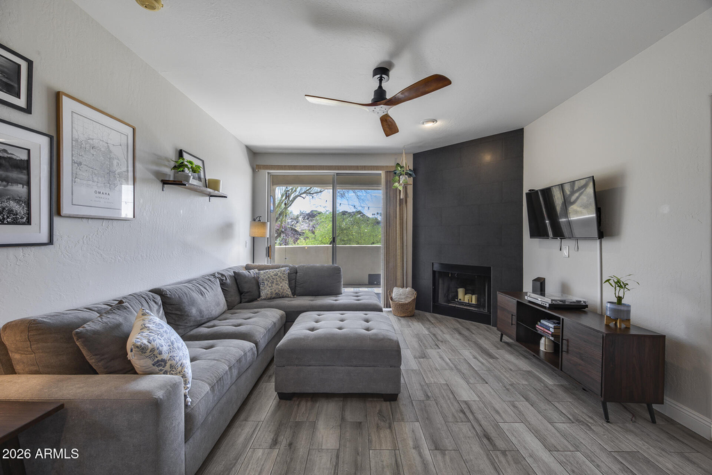 1747 E Northern Avenue - Photo 0