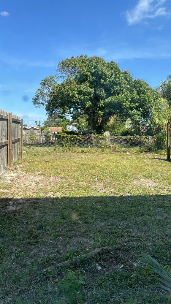 3734 Avenue S - Photo 12