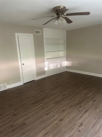 701 Hulme Street - Photo 2