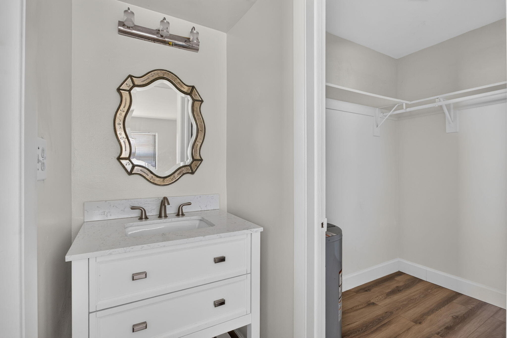 2141 Ne 42nd Street - Photo 14