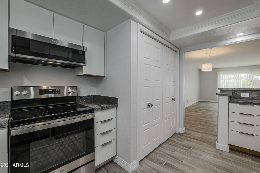 3640 N 70th Street - Photo 12