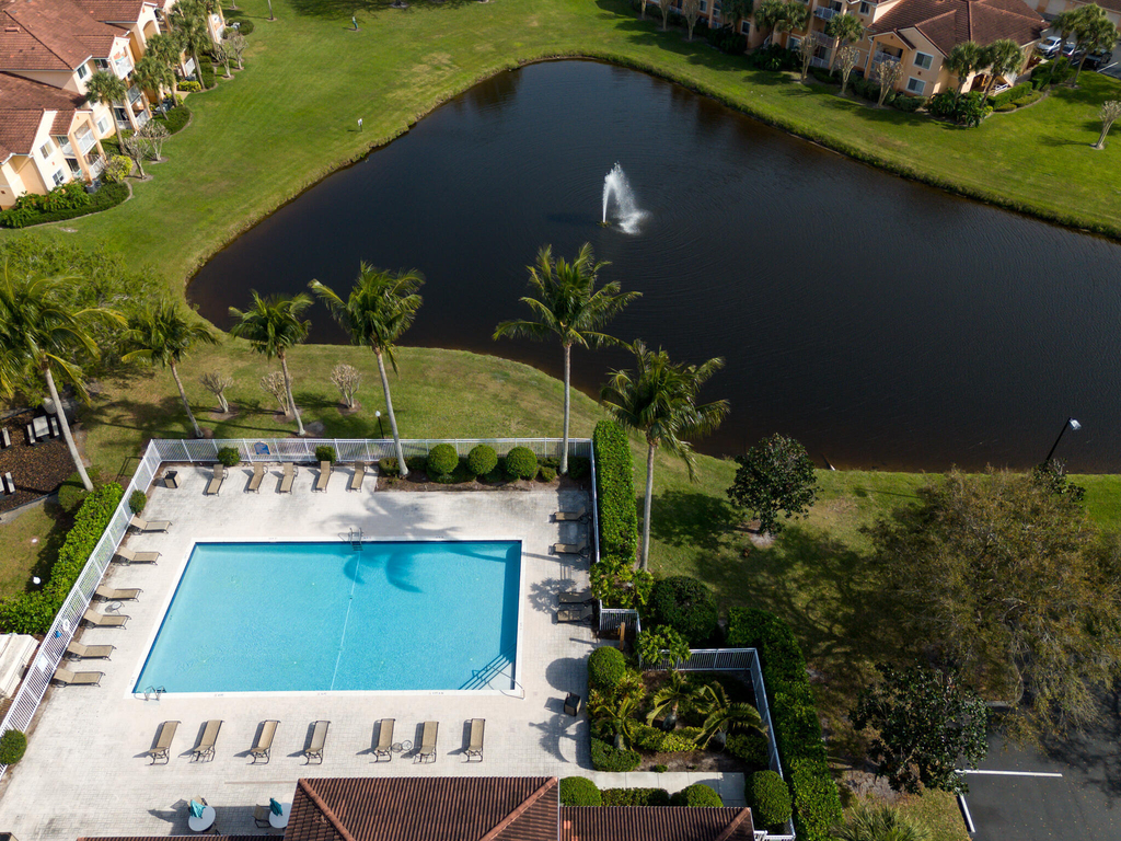 281 Sw Palm Drive - Photo 11